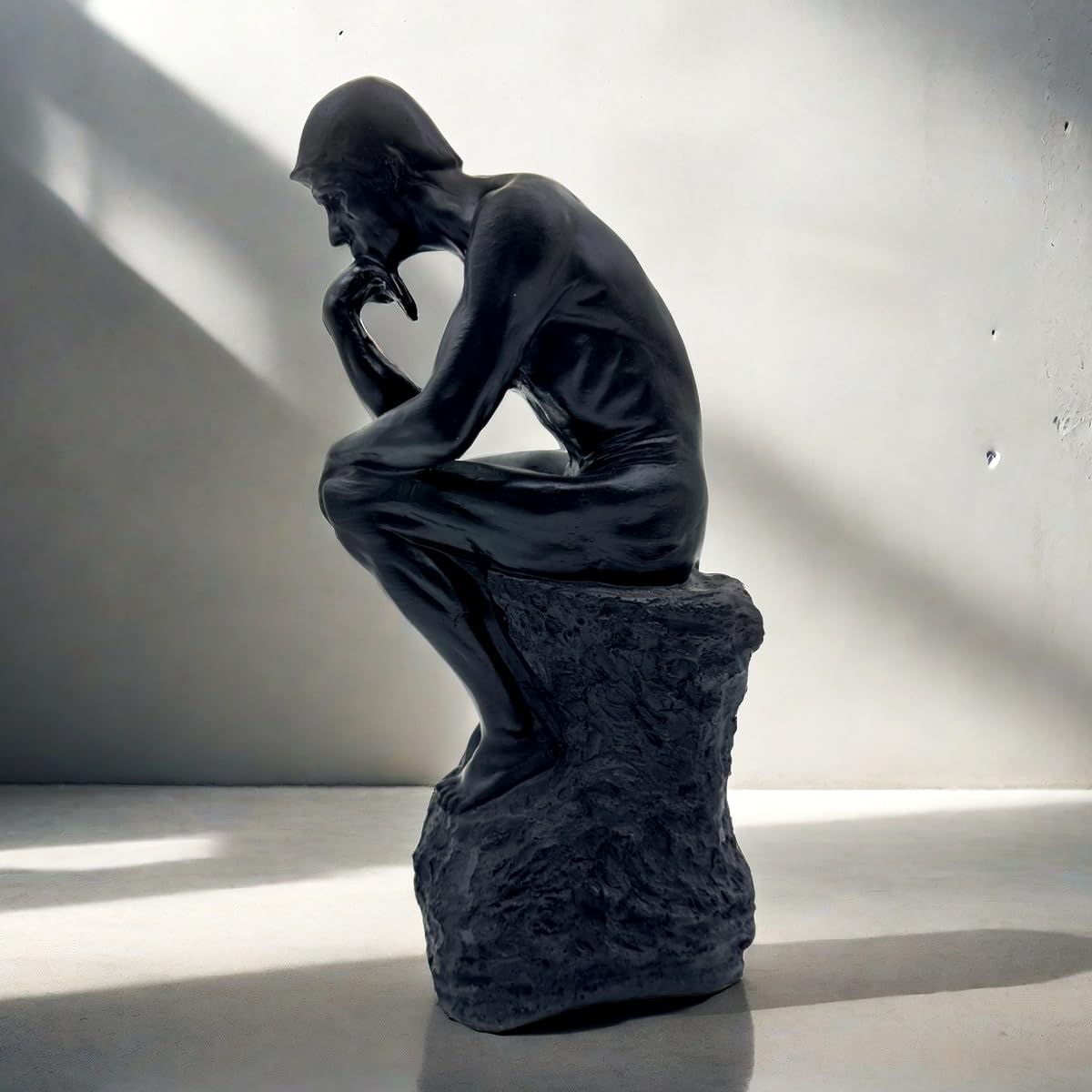 Resin Thinker Statue Sculpture for Home Office Decor