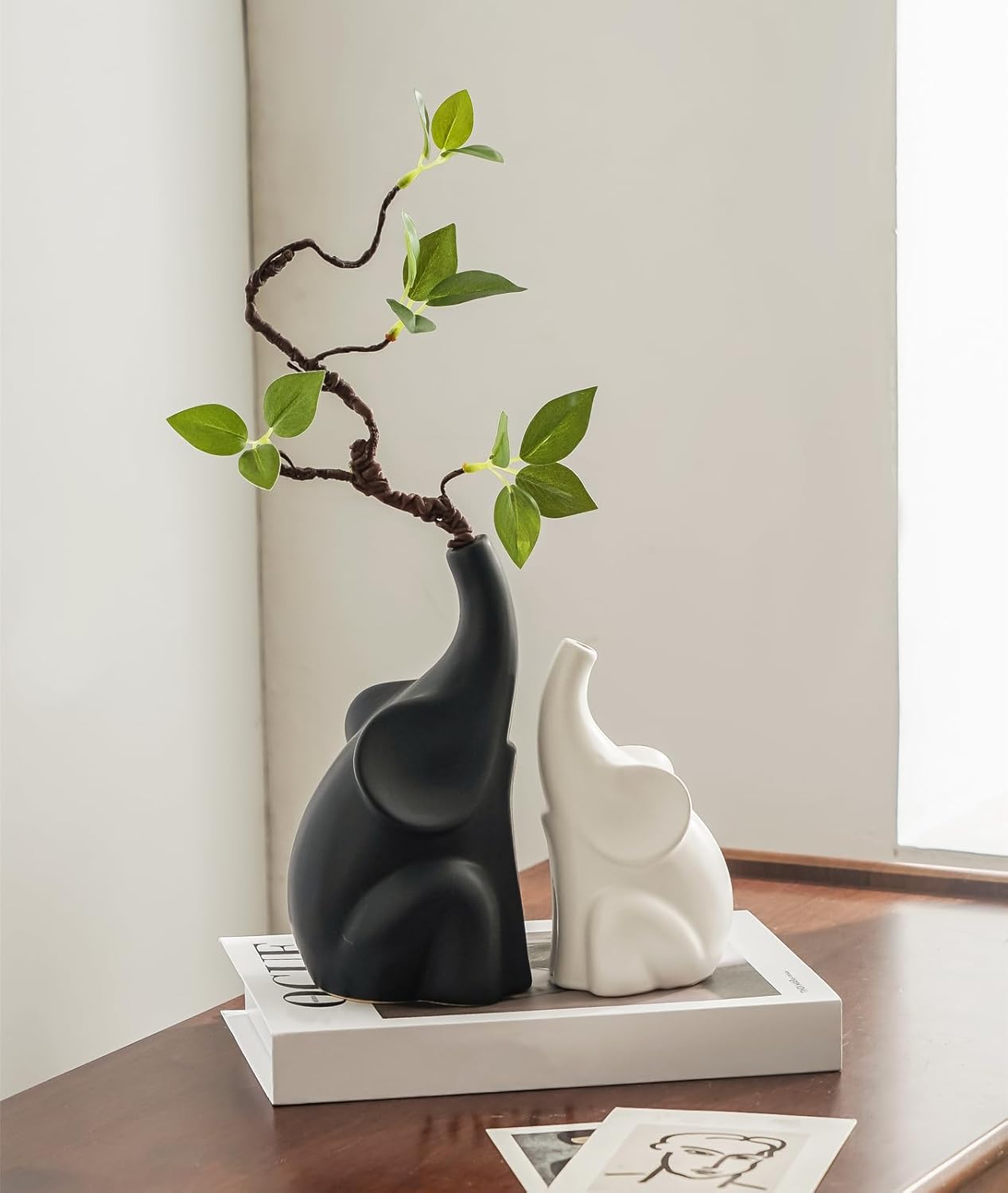 Lovely Elephant Sculpture with Flower Home Decor