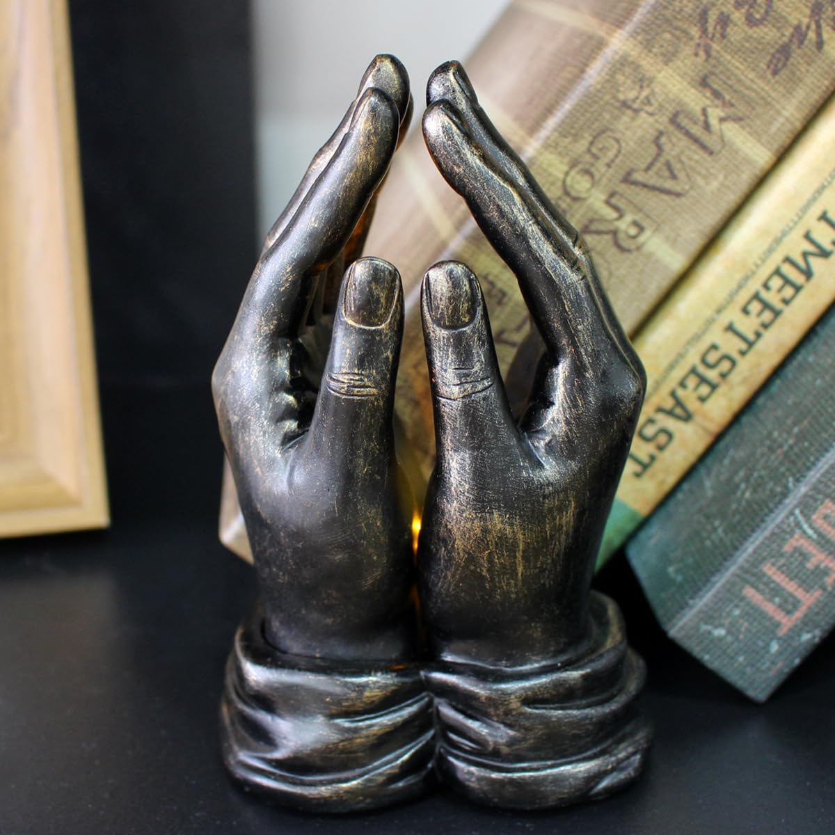 Eforcase Praying Hand Lamp Figurine - Resin Decor for Bedroom and Desktop