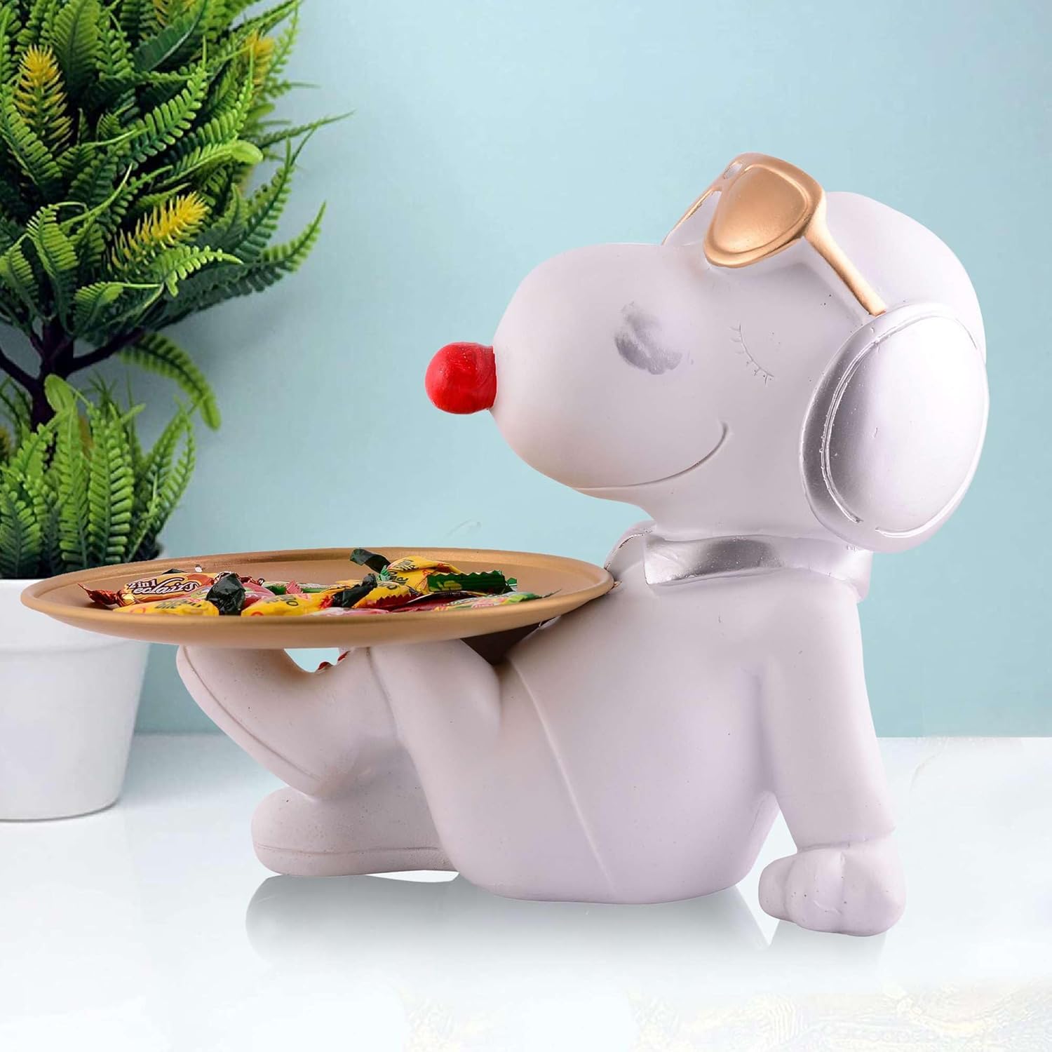 White Resin Dog Statue Home Decor Showpiece 8 Inches