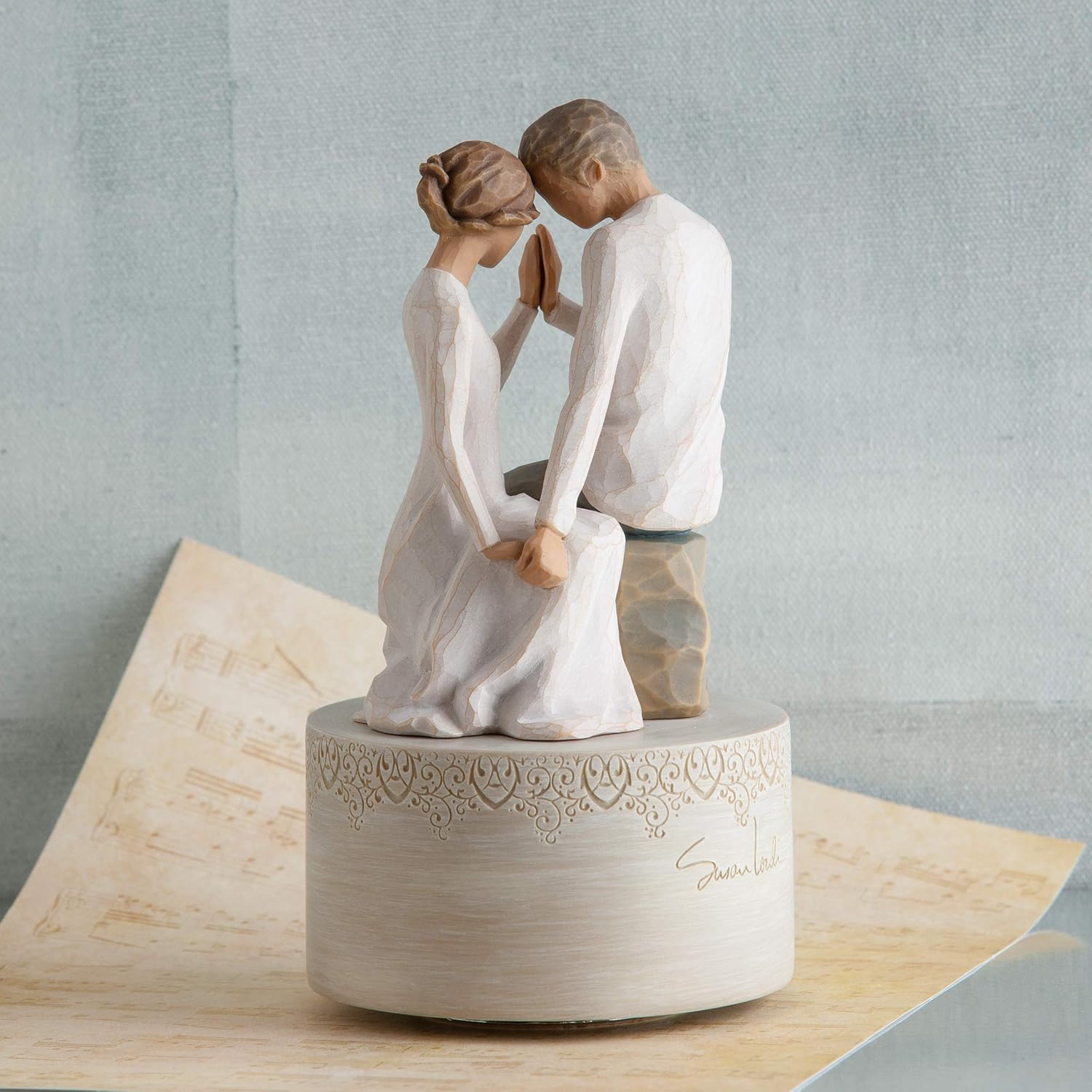 Willow Tree Musical Figure - Love Theme from Romeo and Juliet
