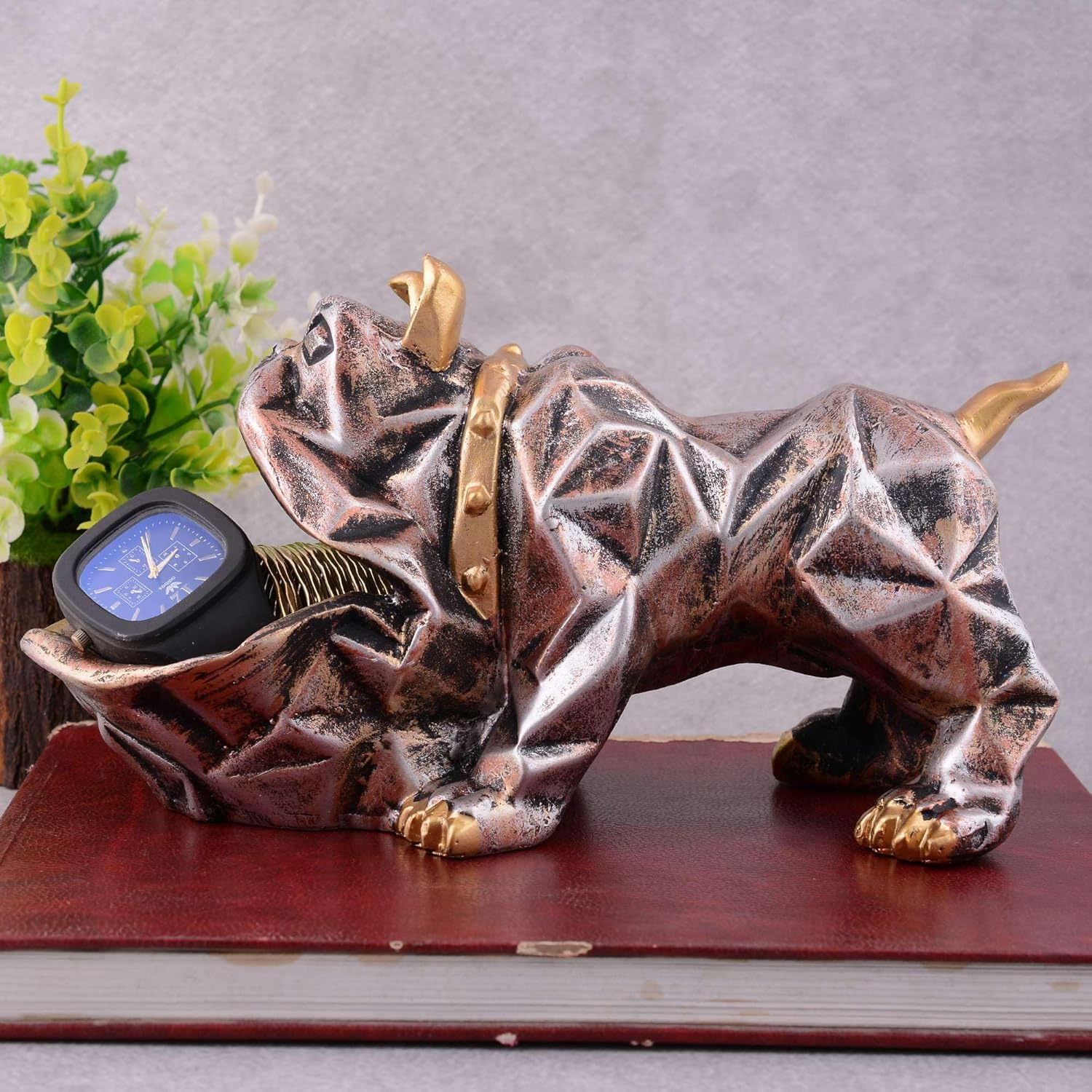 Skycrafts Cool Dog Sculpture with Plate for Home Decor