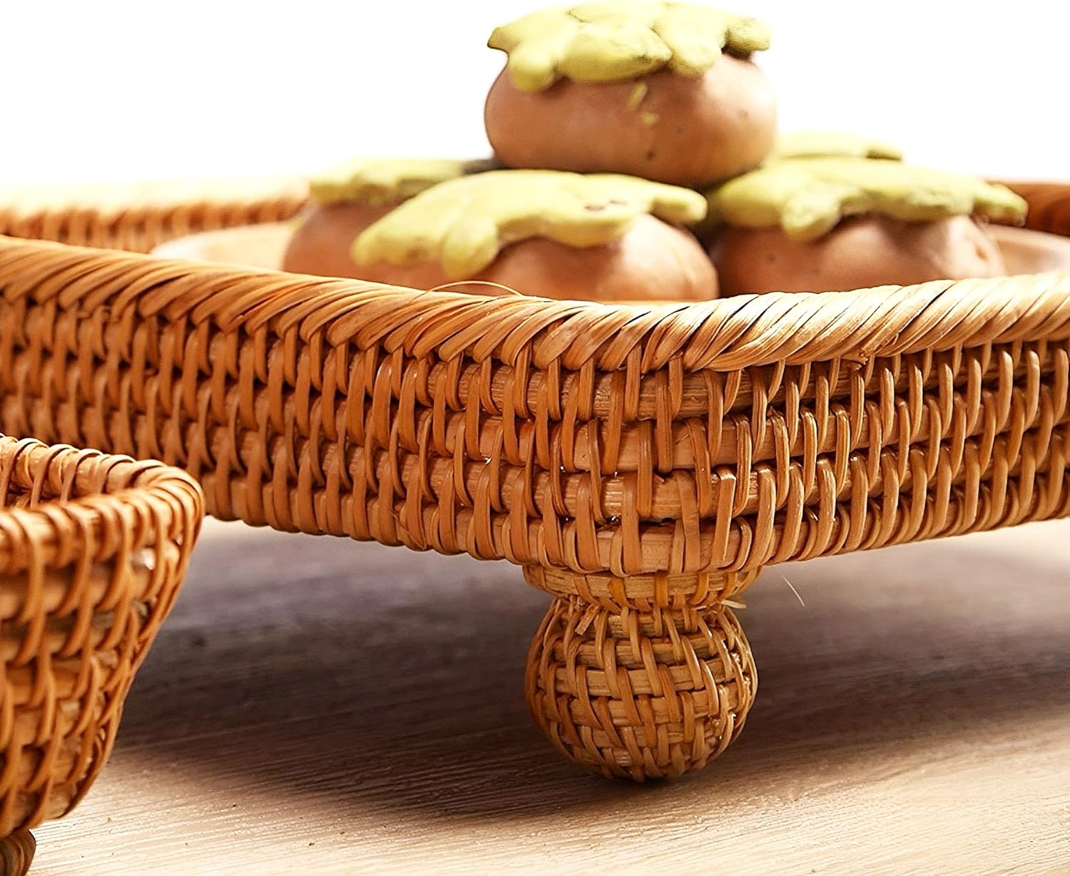 i-lan 9 Inch Square Rattan Riser Tray for Display